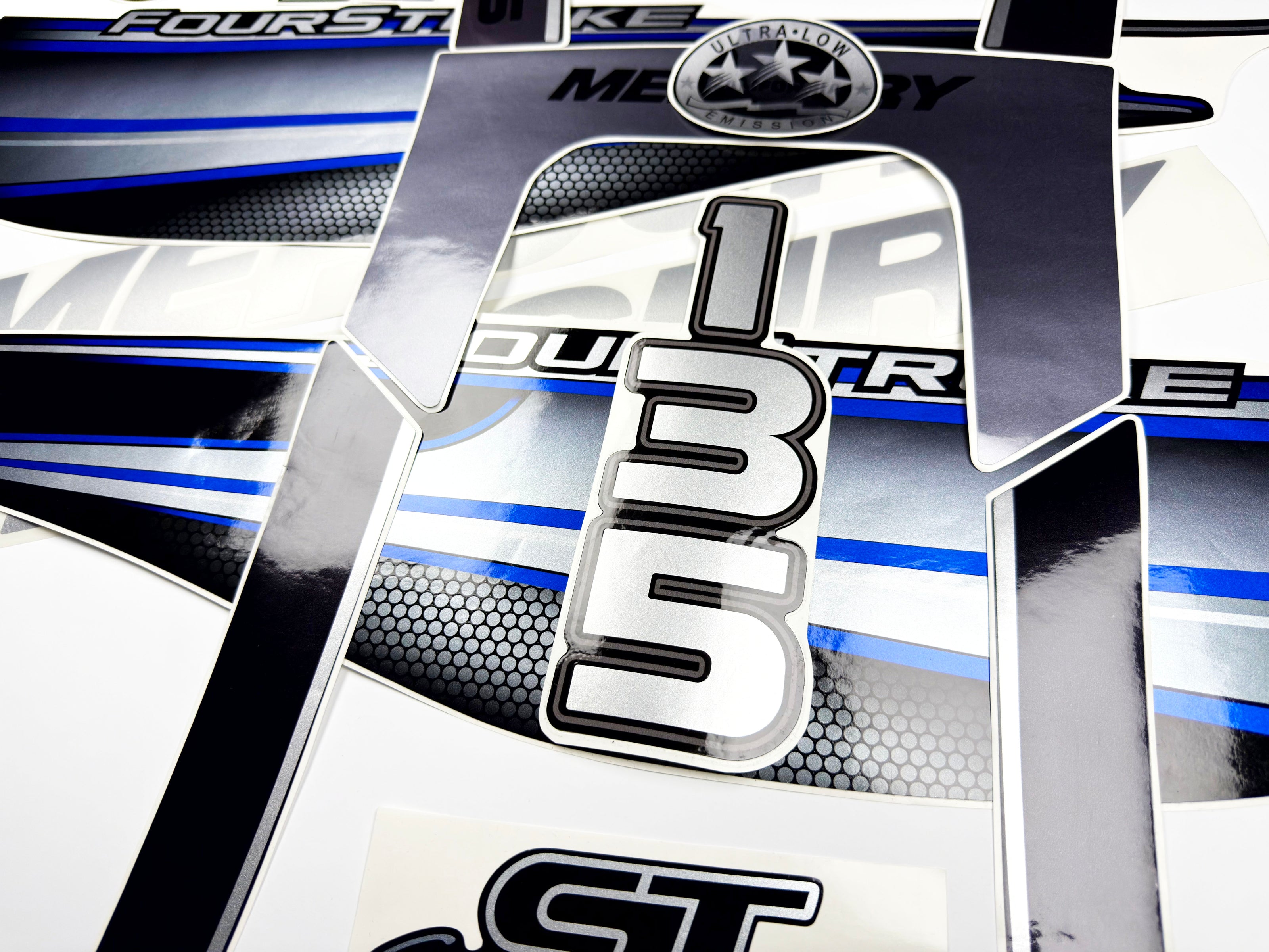 Vinyl graphic silver shimmer blue decals set suitable for Mercury 135 hp four stroke outboard engine. Vinyl silver shimmer stickers kit for Mercury 135 hp four stroke Handmade