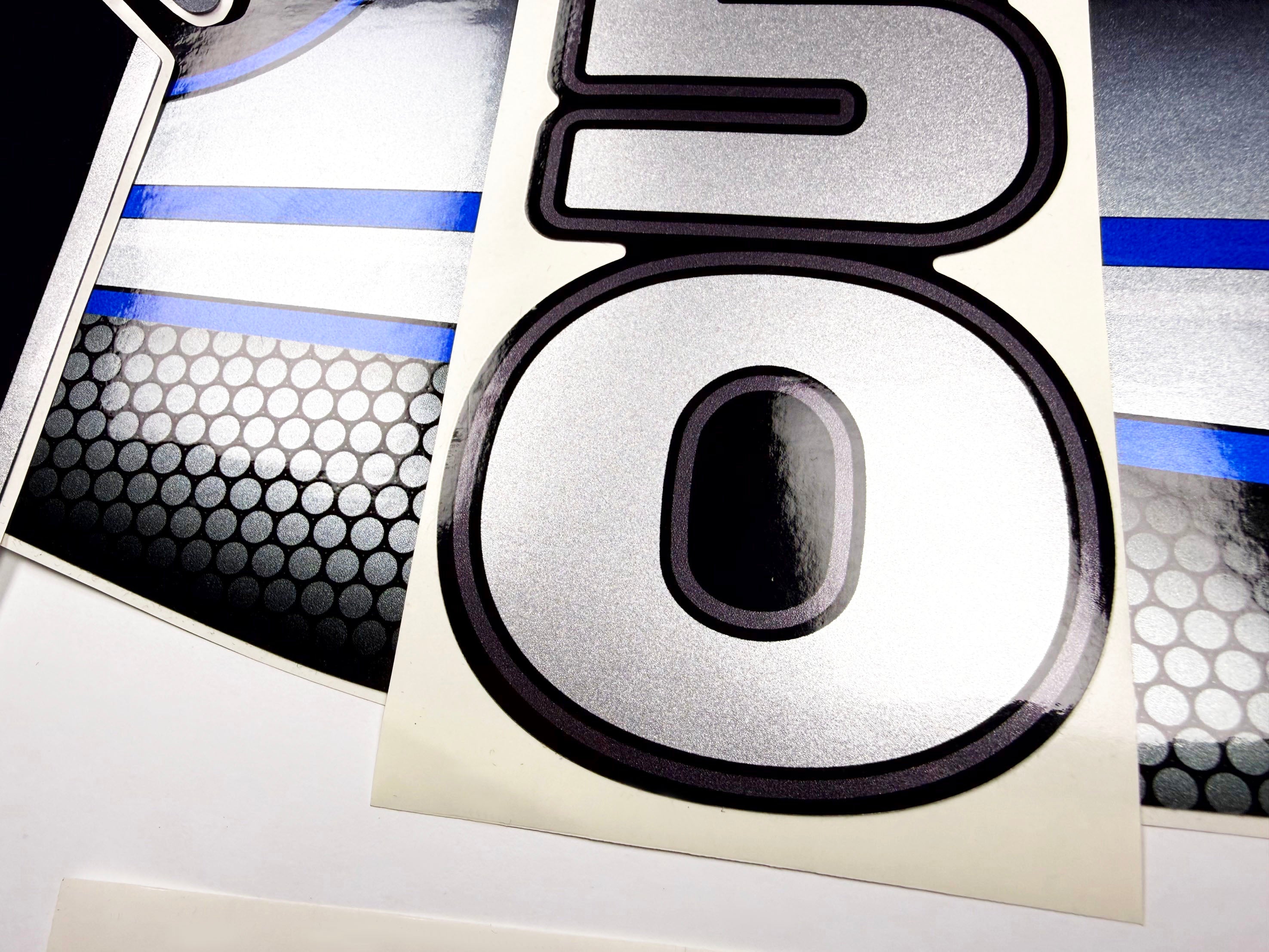 Vinyl graphic silver shimmer blue decals set suitable for Mercury 150 hp four stroke outboard engine. Vinyl silver shimmer stickers kit for Mercury 150 hp four stroke Handmade