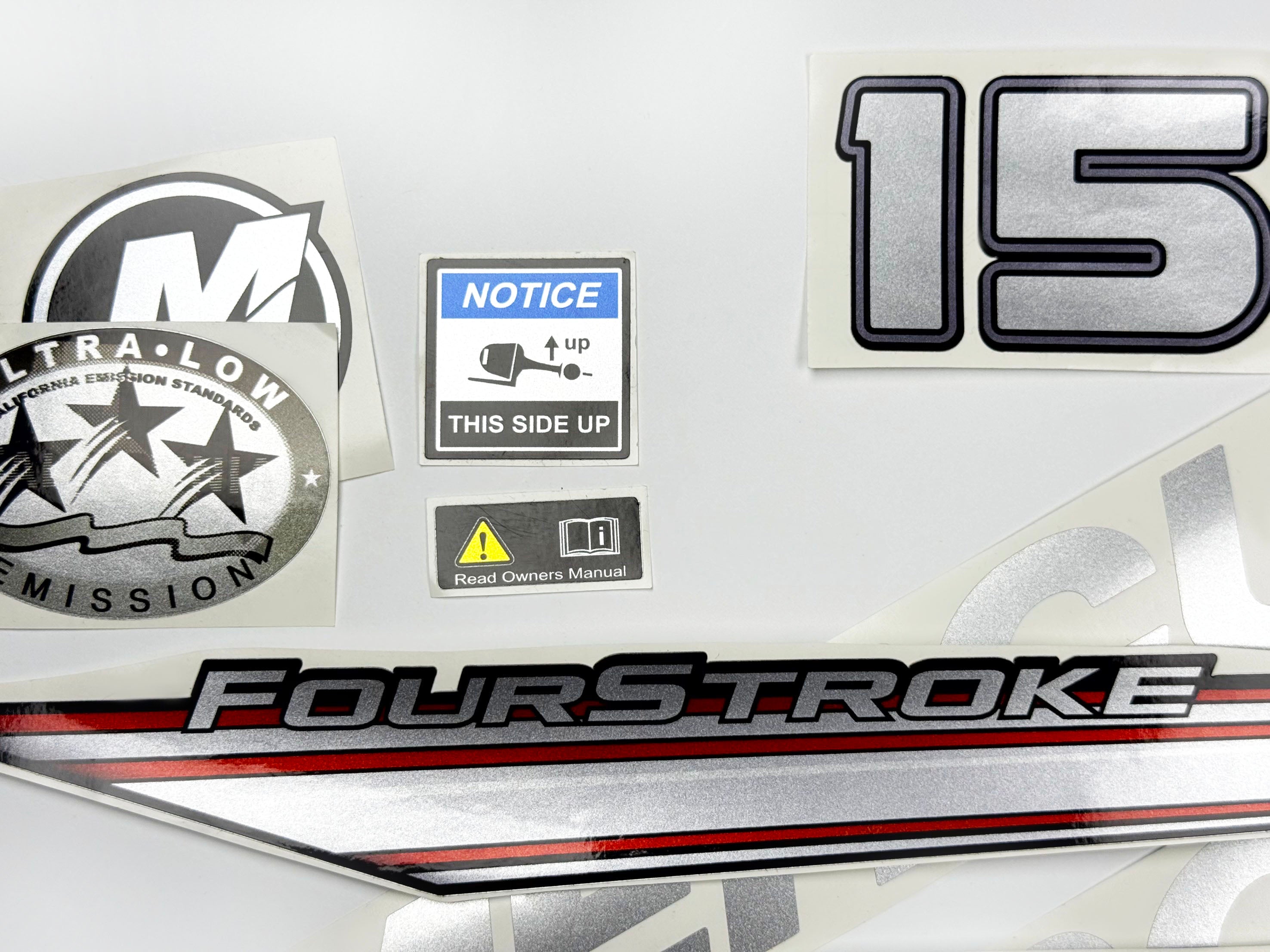 Vinyl graphic silver shimmer decals set suitable for Mercury 15 hp four stroke outboard engine. Vinyl silver shimmer stickers kit for Mercury 15 hp four stroke Handmade