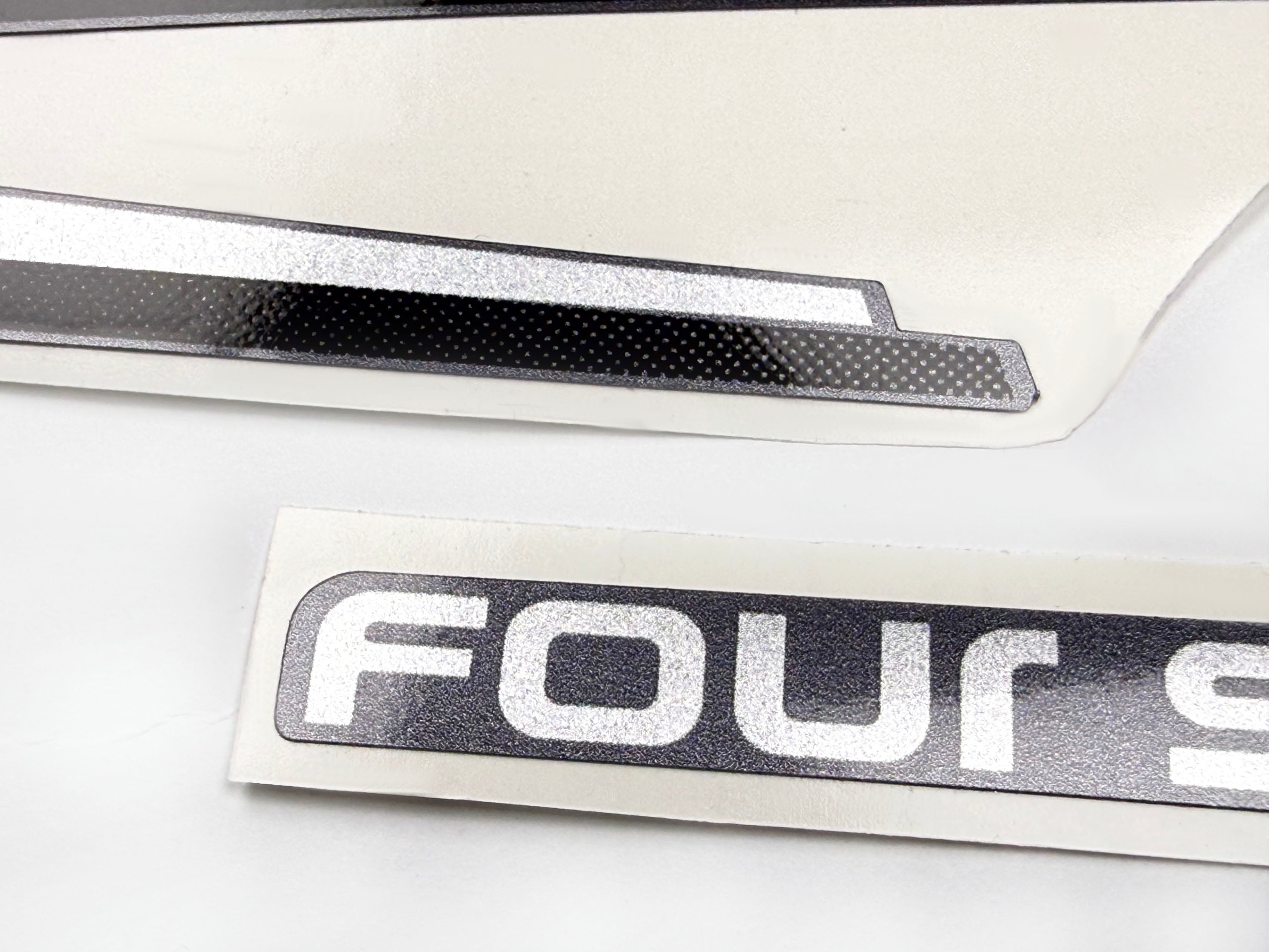 Vinyl graphic metalized silver decals set suitable for Yamaha 8 hp four stroke high thrust outboard engine. Vinyl stickers kit for Yamaha 8 hp four stroke Handmade