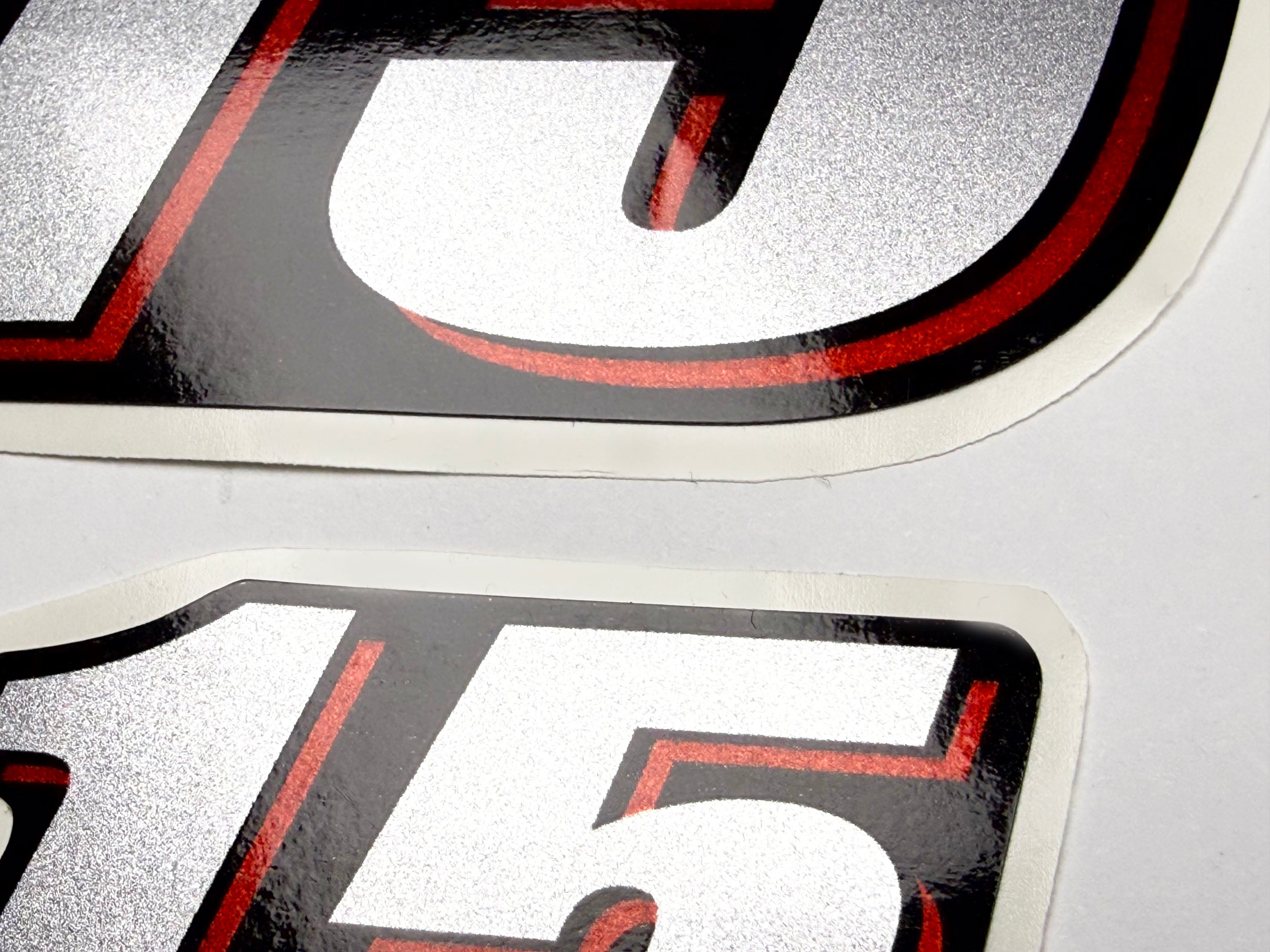 Vinyl graphic red silver shimmer decal numder suitable for Suzuki 15 hp four stroke outboard engine. Vinyl sticker number for suzuki 15 hp four stroke Handmade