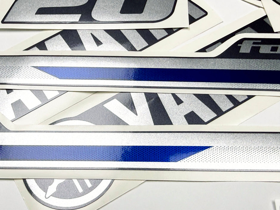 Vinyl graphic metalized silver shimmer decals set suitable for Yamaha 20 hp four stroke outboard engine. Vinyl stickers kit for Yamaha 20 hp four stroke Handmade