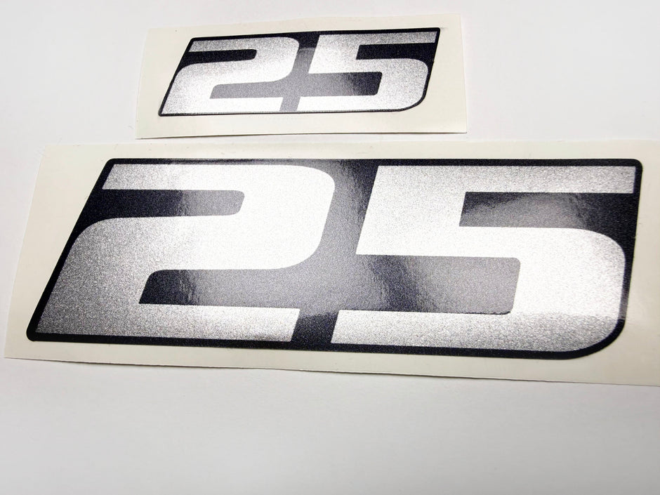 Vinyl graphic metalized silver shimmer decal number for Yamaha 25 hp four stroke outboard engine. Vinyl sticke numbers kit for yamaha 25 hp four stroke Handmade