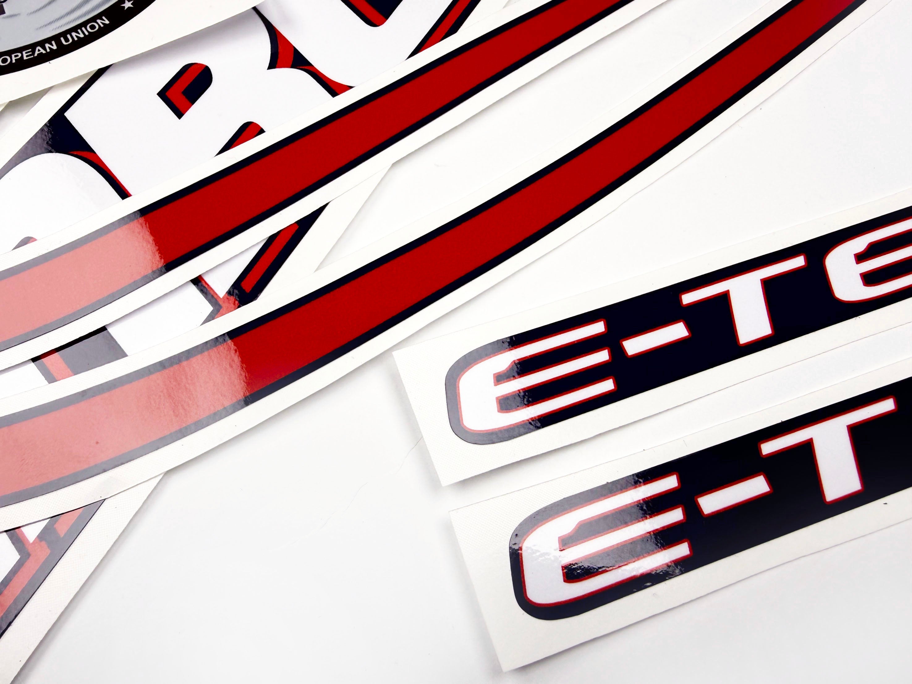 Vinyl graphic decals set suitable for Evinrude 60 hp two stroke outboard engine for blue cover cowling . Vinyl stickers kit for Ewinrude 60 hp two stroke Handmade