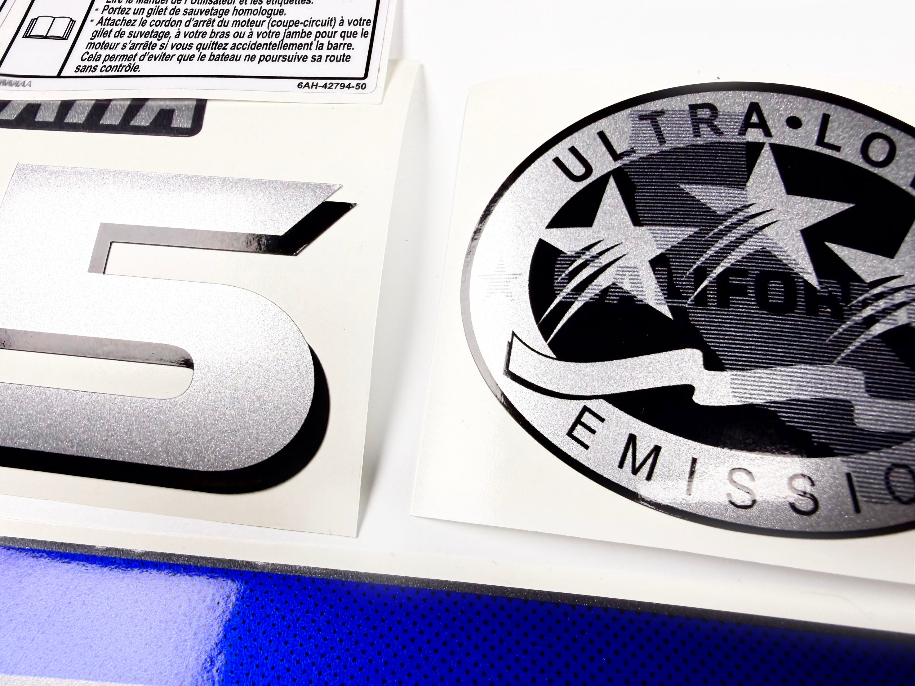 Vinyl graphic metalized silver shimmer decals set suitable for Yamaha 115 hp four stroke outboard engine. Vinyl stickers kit for Yamaha 115 hp four stroke Handmade