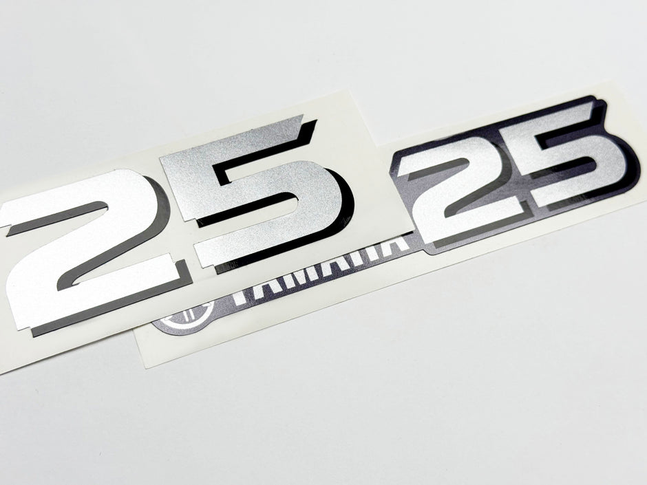 Vinyl graphic metalized silver shimmer decal number for Yamaha 25 hp four stroke outboard engine. Vinyl sticke numbers kit for yamaha 25 hp four stroke Handmade