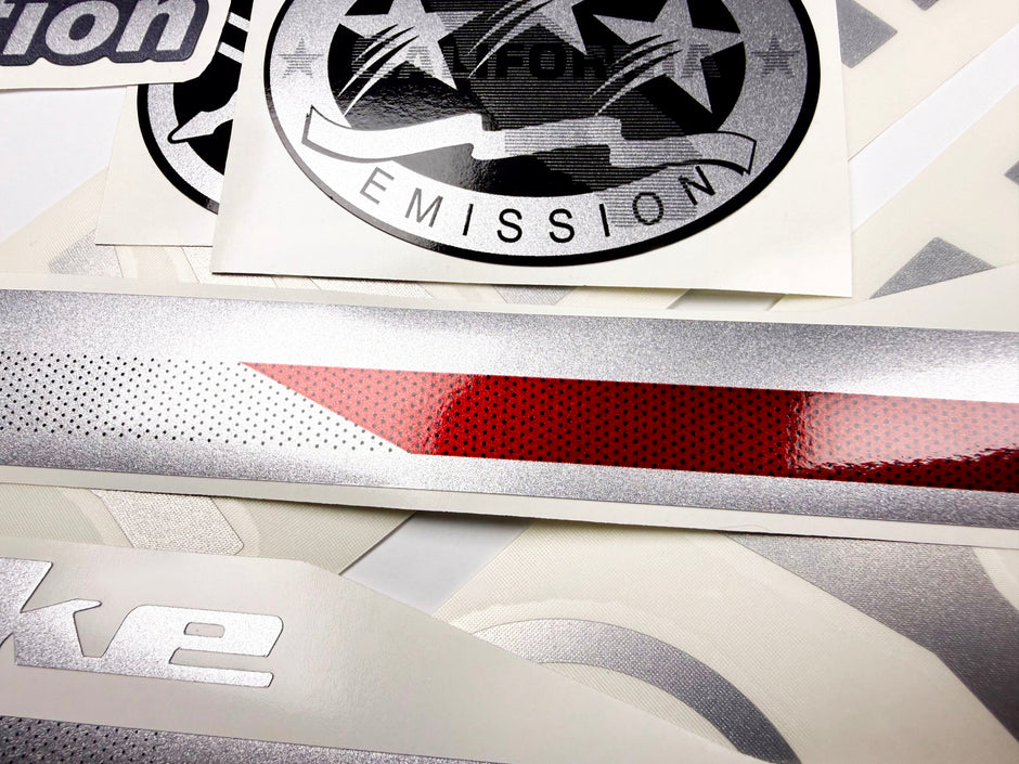 Vinyl graphic metalized silver and red shimmer decals set suitable for Yamaha 115 hp four stroke outboard engine. Vinyl stickers kit for Yamaha 115 hp four stroke Handmade