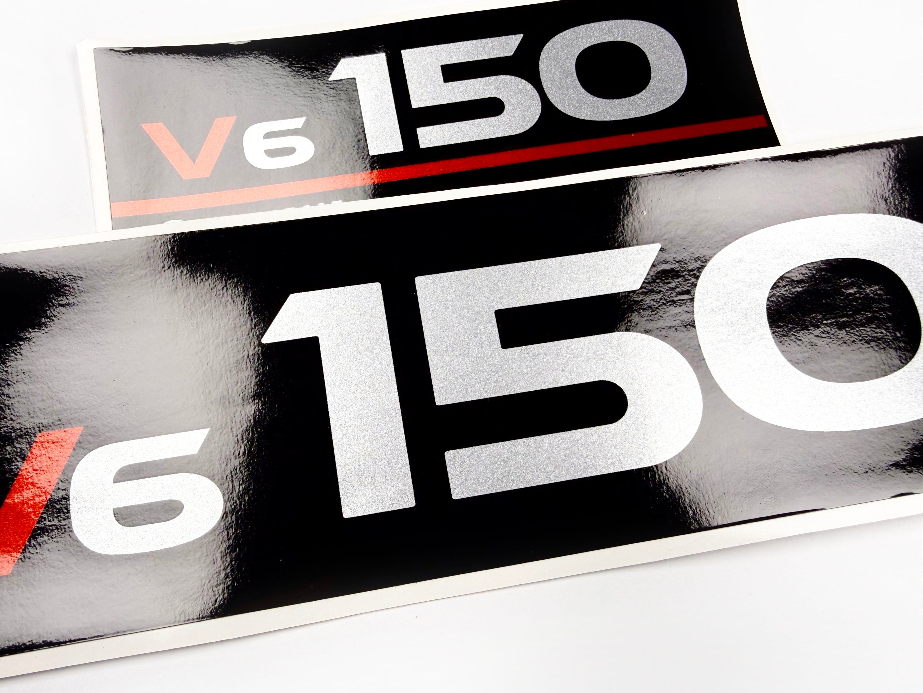 Vinyl graphic metalized silver whith red shimmer decals set suitable for Yamaha 150 hp two stroke outboard engine. Vinyl stickers kit for Yamaha 150 hp two stroke Handmade