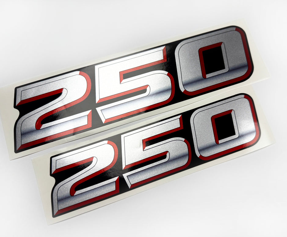 Vinyl graphic silver metalized shimmer decals set suitable for Suzuki 250 hp four stroke outboard engine. Vinyl stickers kit for suzuki 250 hp four stroke Handmade