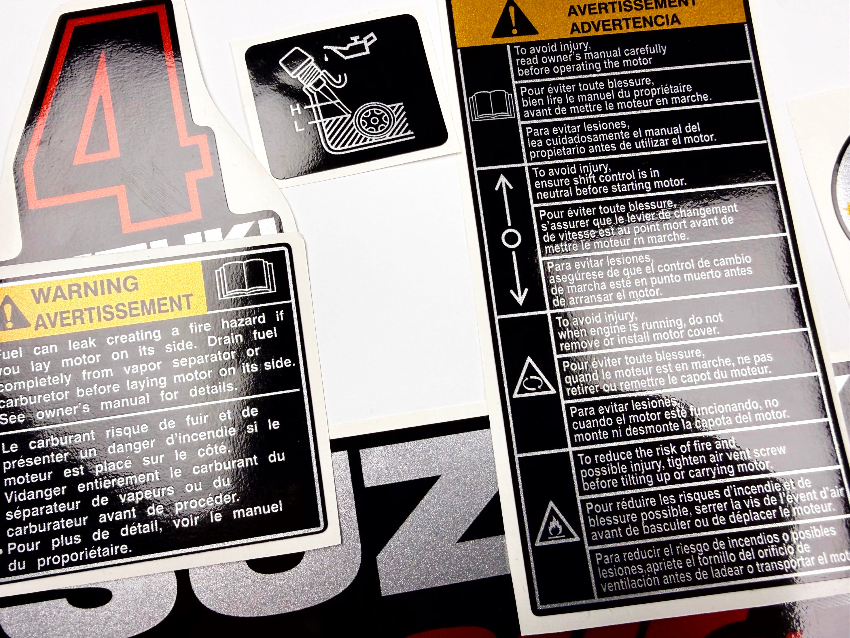 Vinyl graphic silver shimmer decals set suitable for Suzuki 4 hp four stroke outboard engine. Vinyl stickers kit for suzuki 4 hp four stroke Handmade
