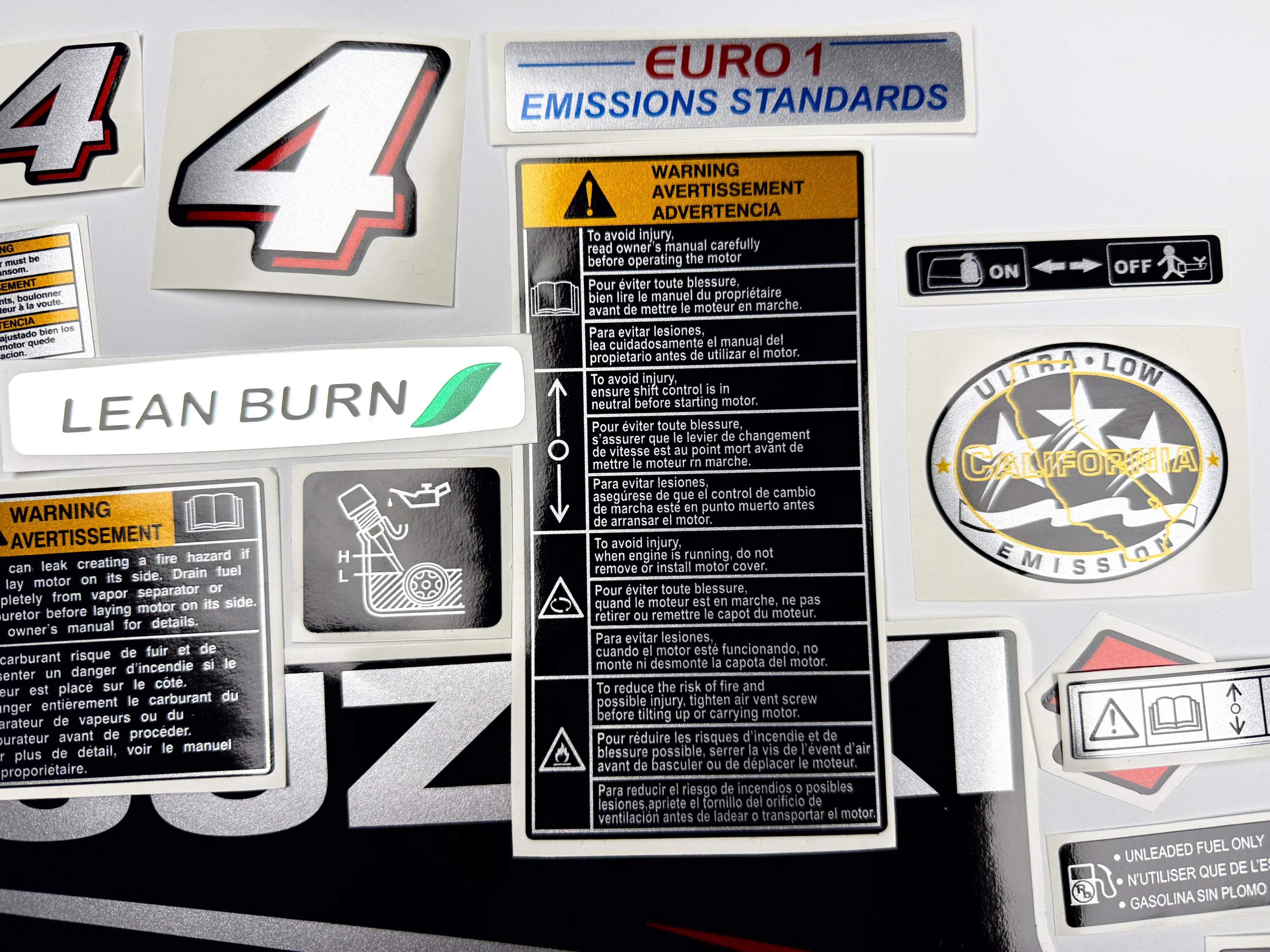 Vinyl graphic silver shimmer decals set suitable for Suzuki 4 hp four stroke outboard engine. Vinyl stickers kit for suzuki 4 hp four stroke Handmade