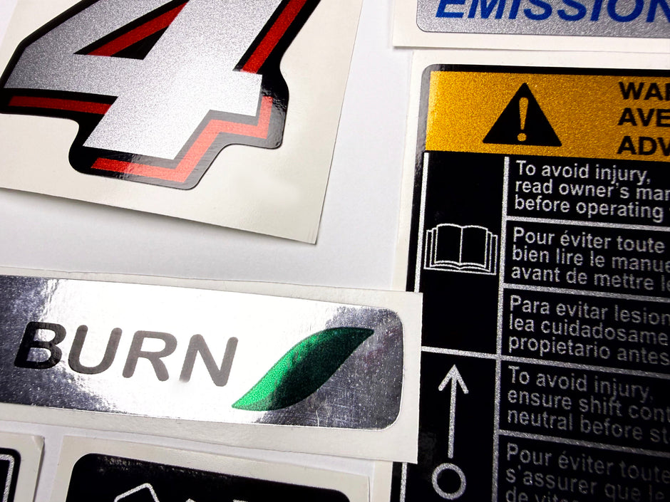 Vinyl graphic silver shimmer decals set suitable for Suzuki 4 hp four stroke outboard engine. Vinyl stickers kit for suzuki 4 hp four stroke Handmade