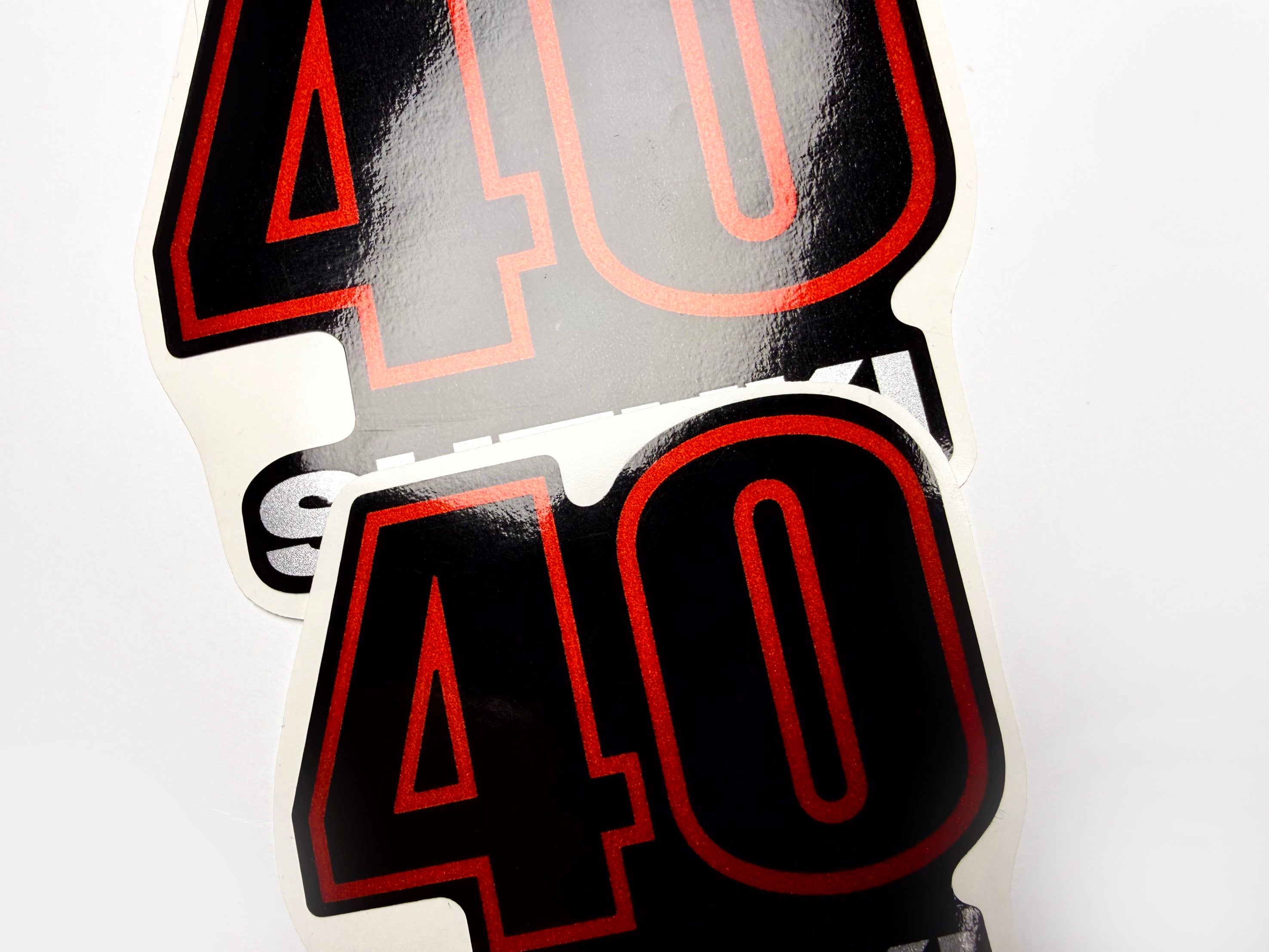 Vinyl graphic silver metalized shimmer decals set suitable for Suzuki 40 hp four stroke outboard engine. Vinyl stickers kit for suzuki 40 hp four stroke Handmade