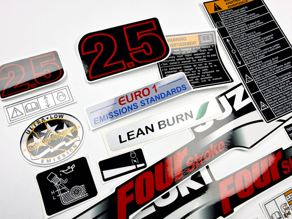 Vinyl graphic decals set suitable for Suzuki 2.5 hp four stroke outboard engine. Vinyl stickers kit for Suzuki 2.5 hp four stroke Handmade