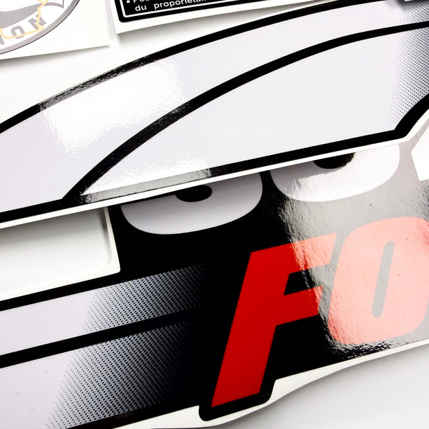 Vinyl graphic decals set suitable for Suzuki 9.9 hp four stroke outboard engine. Vinyl stickers kit for Suzuki 9.9 hp four stroke Handmade