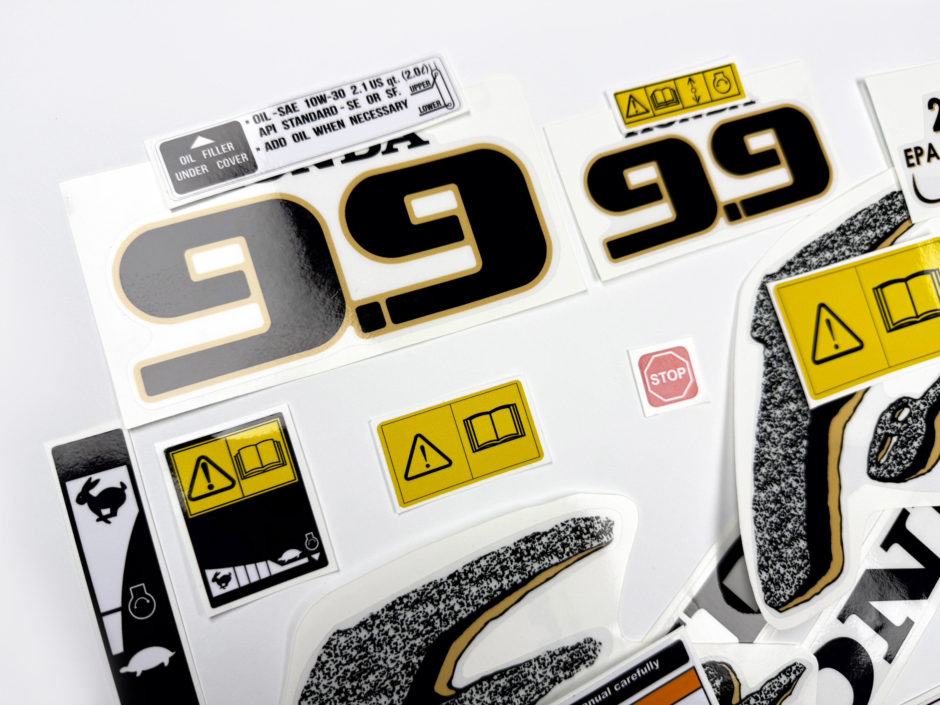 Vinyl graphic decals set suitable for Honda 9.9 hp four stroke outboard engine. Vinyl stickers kit for Honda 9.9 hp four stroke Handmade