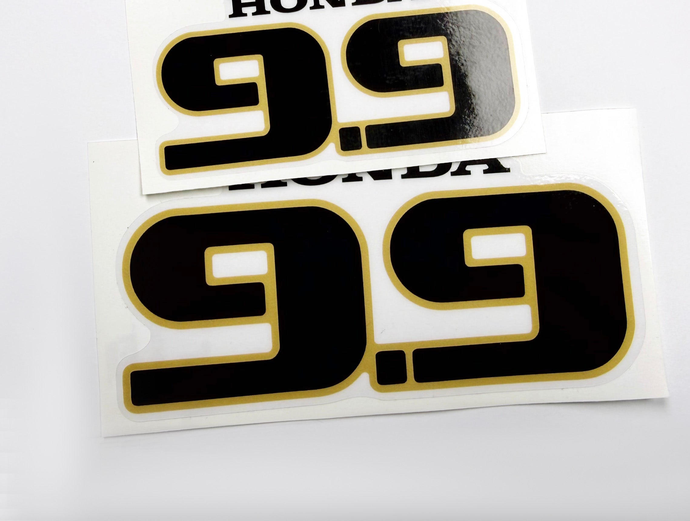 Vinyl graphic decal for Honds 9.9 four stroke outboard engine.Vinyl graphic sticker Number 9.9,number 9.9 separately for H 9.9 four stroke